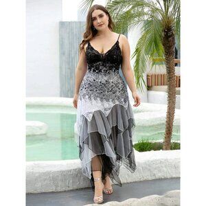 Women's V Neck lack and white Asymmetrical Hem size 22